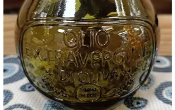 San Miguel Butelka na oliwę 500ml z korkiem zielona Outlet