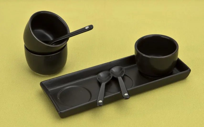 MPLCo Czarny zestaw ceramiczny do dipów taca + 3 miski Fashion