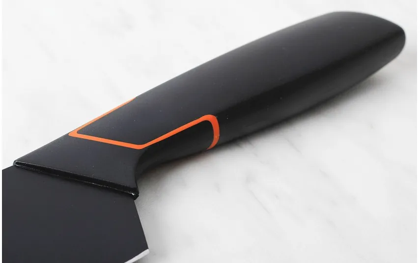 Fiskars Nóż typ Deba 12cm Edge Hot