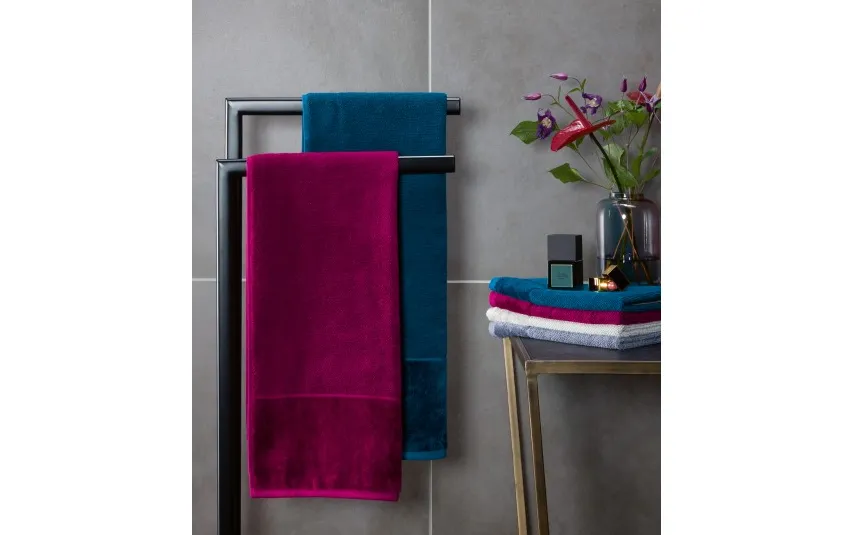MOVE Ręcznik grafitowy 80x150 cm BAMBOO LUXE Fashion