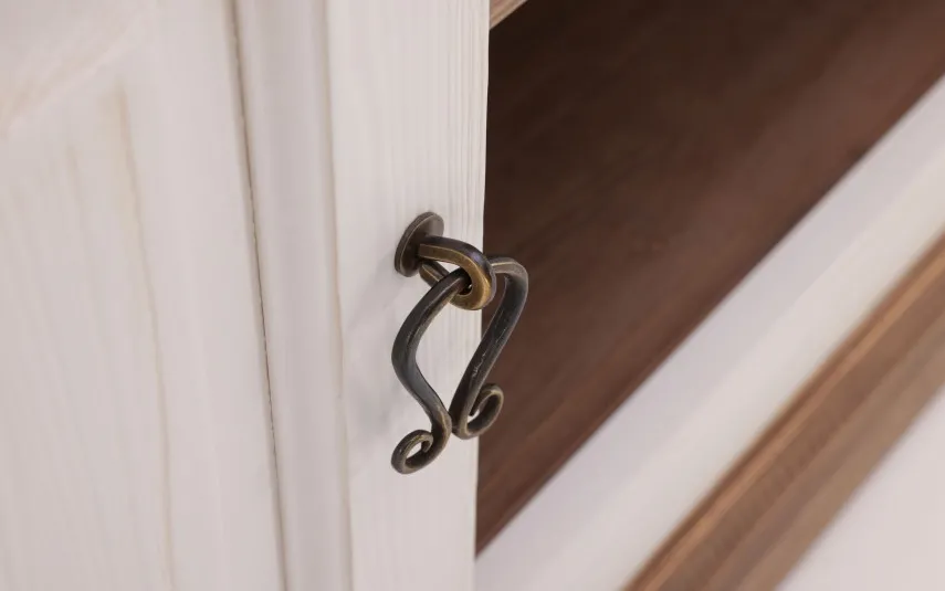 Witek Home by K Szafka rtv I P14 Biały postarzany 02 Outlet